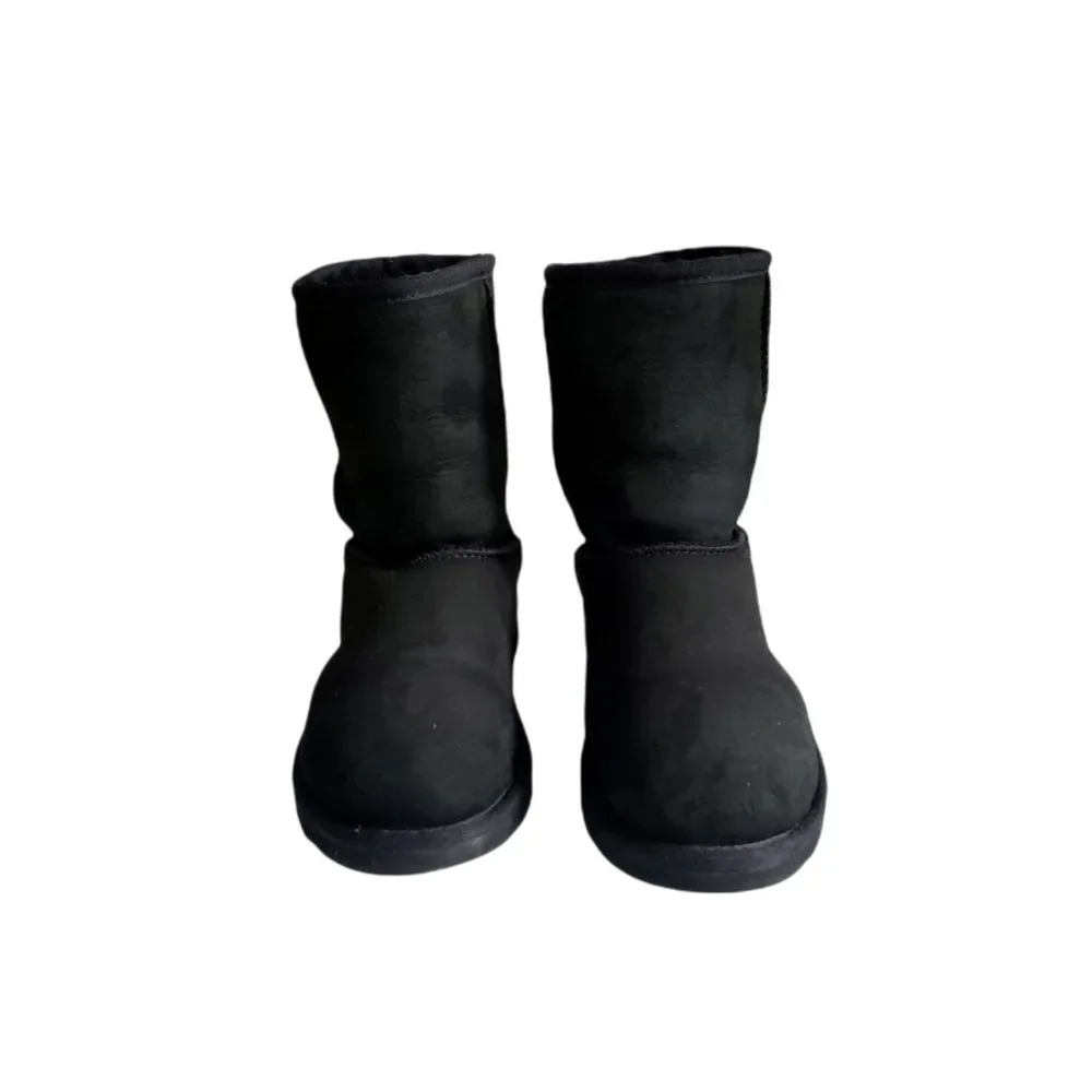 UGG Australia Youth Classic Short 5251 K Sheepskin Boot Shoes Black Size 3 US